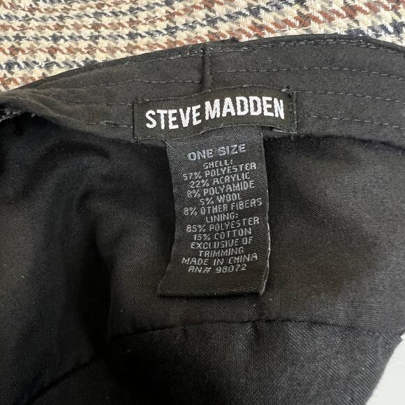 Steve Madden Plaid Houndstooth Bucket Hat - Picture 9 of 10